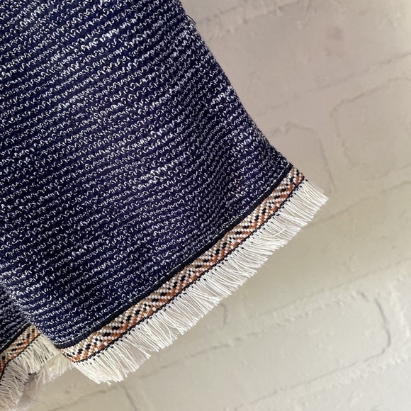 Hem & Thread shorts knit fray embroidered trim at hem small NEW boho hippie - Picture 3 of 8